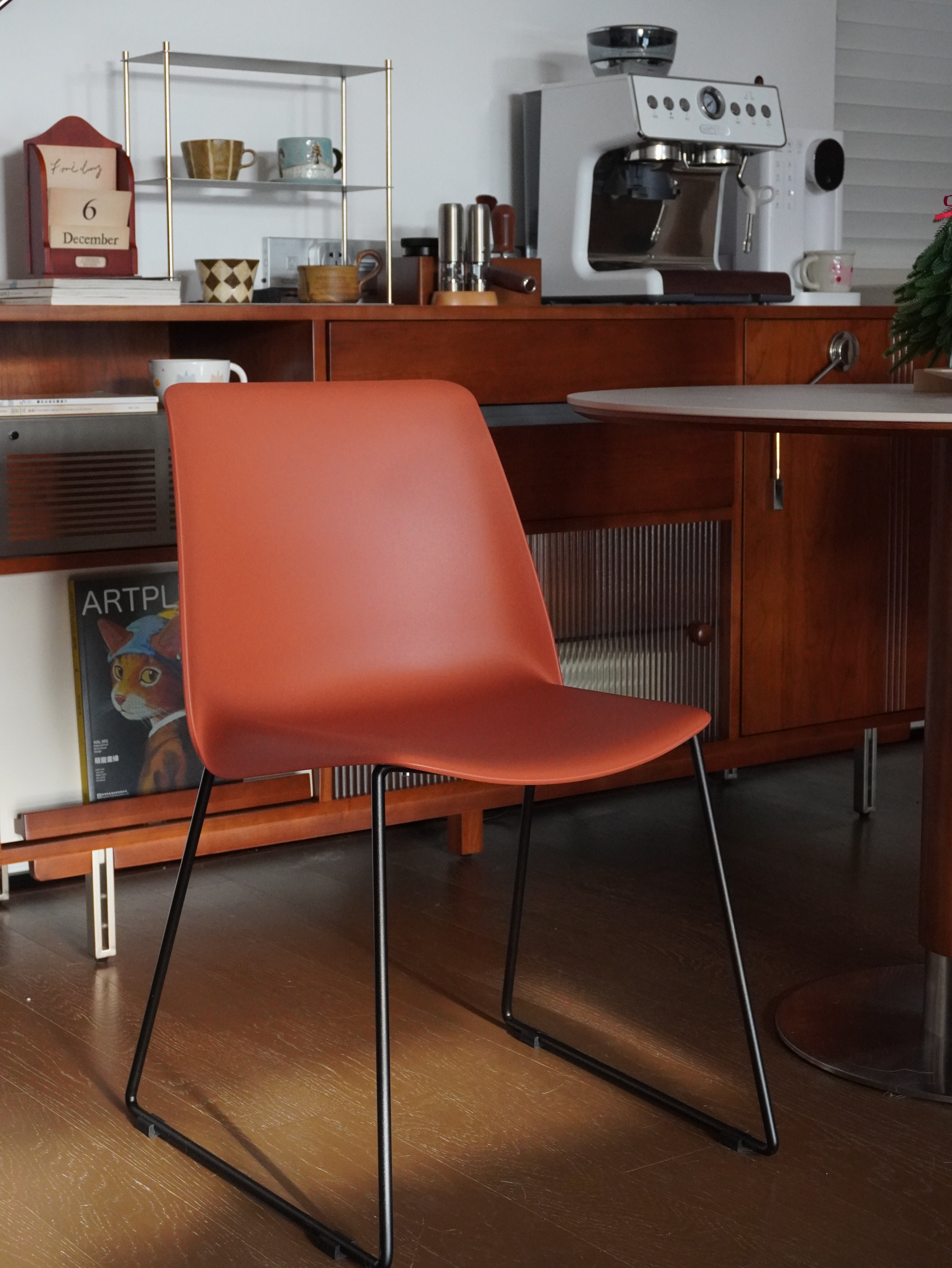 Arcadia Modern Plastic Dining Chair with Metal Legs – Red, Set of 2