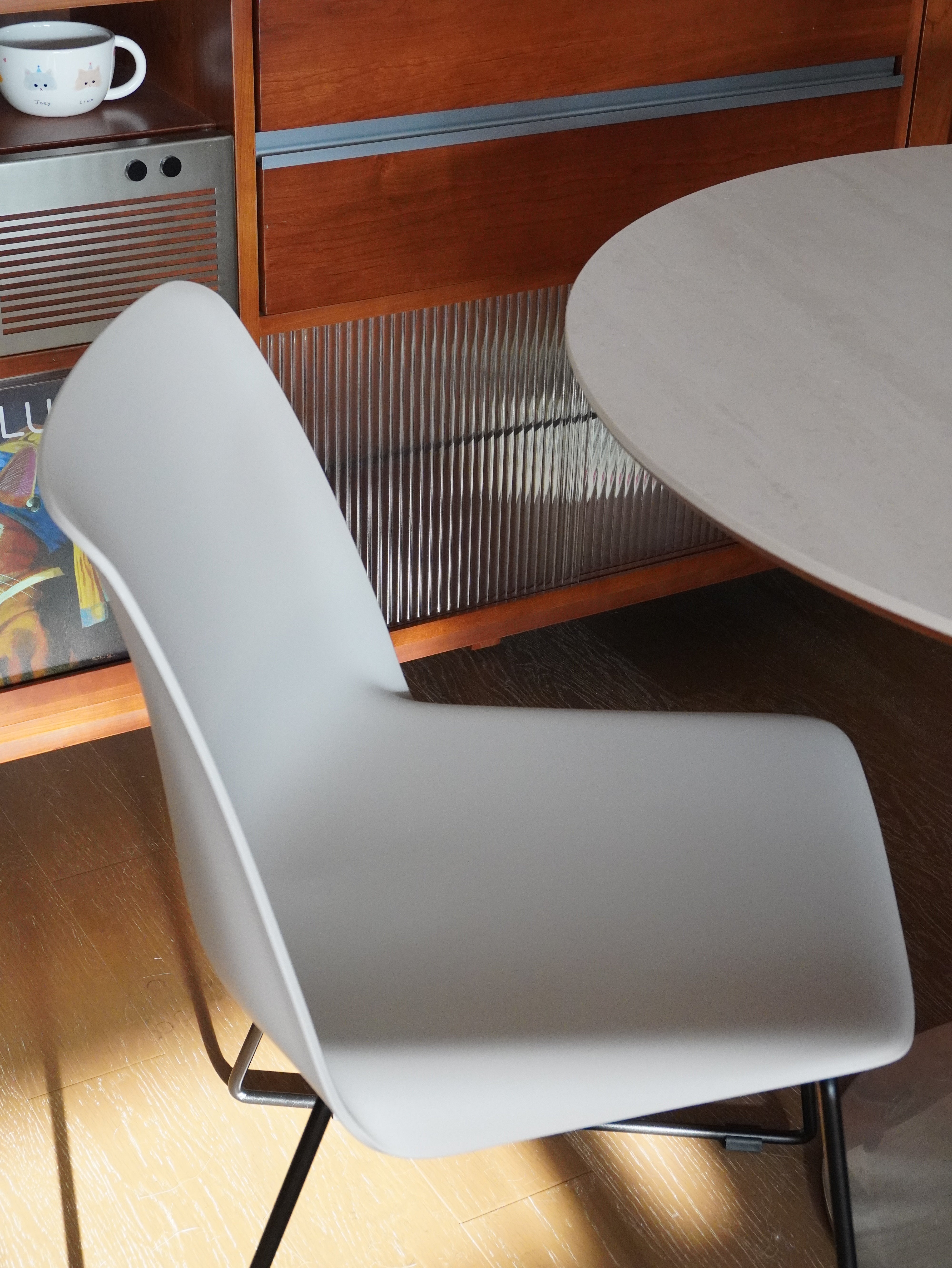 Arcadia Modern Plastic Dining Chair with Metal Legs – Ivory, Set of 4